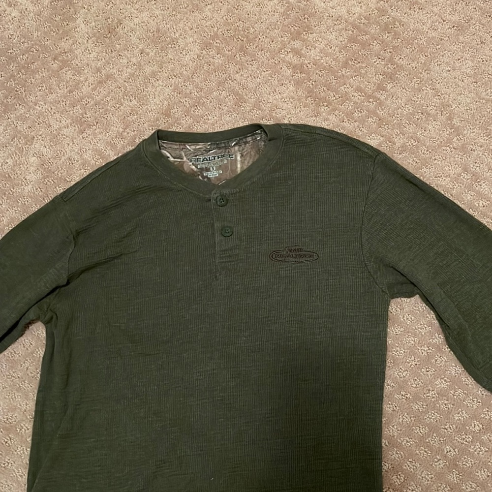 Mens size small real tree long sleeve top